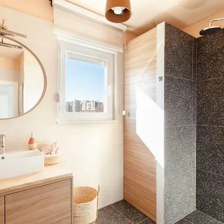 Tito's Smart Design سبليت